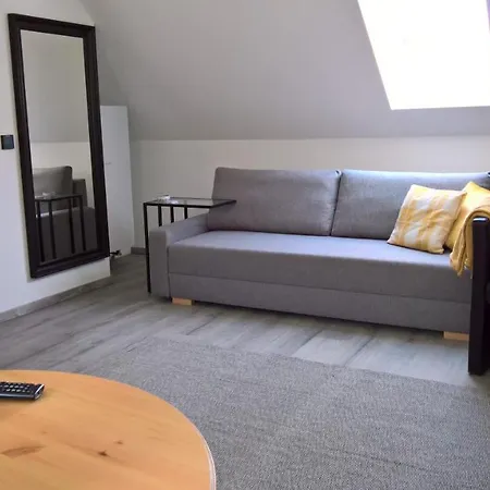 Rozalia Vendeghaz 2 Apartmán Sarrod