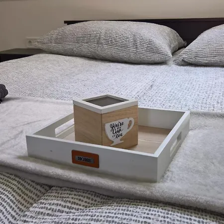 Rozalia Vendeghaz 2 * Sarrod