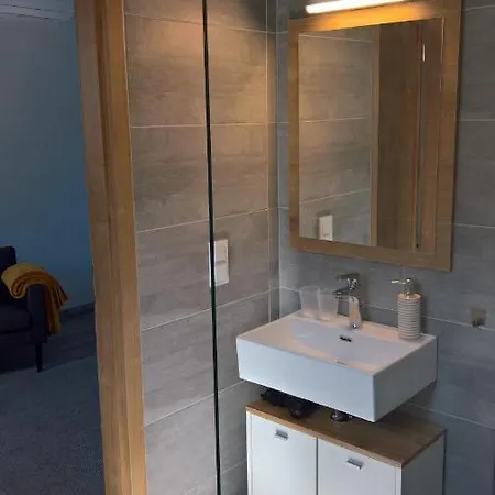 Rozalia Vendeghaz 2 *